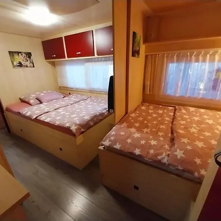 Tatil Evi Hiska La Kamp Terme 3000 Vkljuceno 3x Kolo Sportni Rekviziti, Igrace *