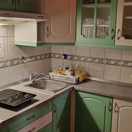 Hiska La Kamp Terme 3000 Vkljuceno 3x Kolo Sportni Rekviziti, Igrace Tatil Evi Moravske-Toplice
