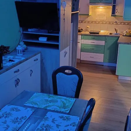 Hiska La Kamp Terme 3000 Vkljucene 2x Kopalne Karte Kolo Sportni Rekviziti, Igrace Tatil Evi