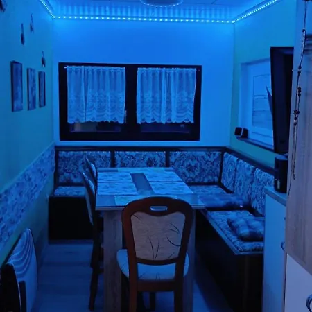 Hiska La Kamp Terme 3000 Vkljucene 2x Kopalne Karte Kolo Sportni Rekviziti, Igrace * Moravske-Toplice