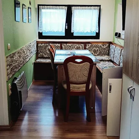 Holiday home Hiska La Kamp Terme 3000 Vkljuceno 3x Kolo Sportni Rekviziti, Igrace *