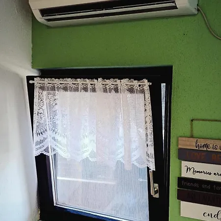 בית נופש Hiska La Kamp Terme 3000 Vkljucene 2x Kopalne Karte Kolo Sportni Rekviziti, Igrace